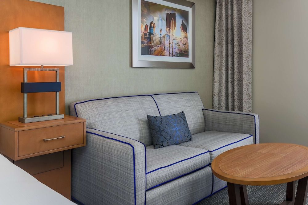 Room, 1 King Bed, Accessible, Bathtub