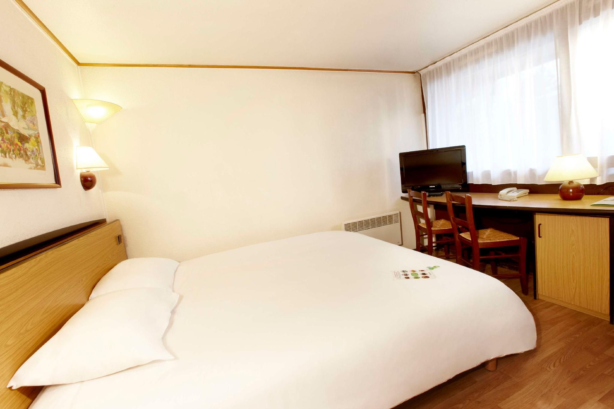 1 Double Bed