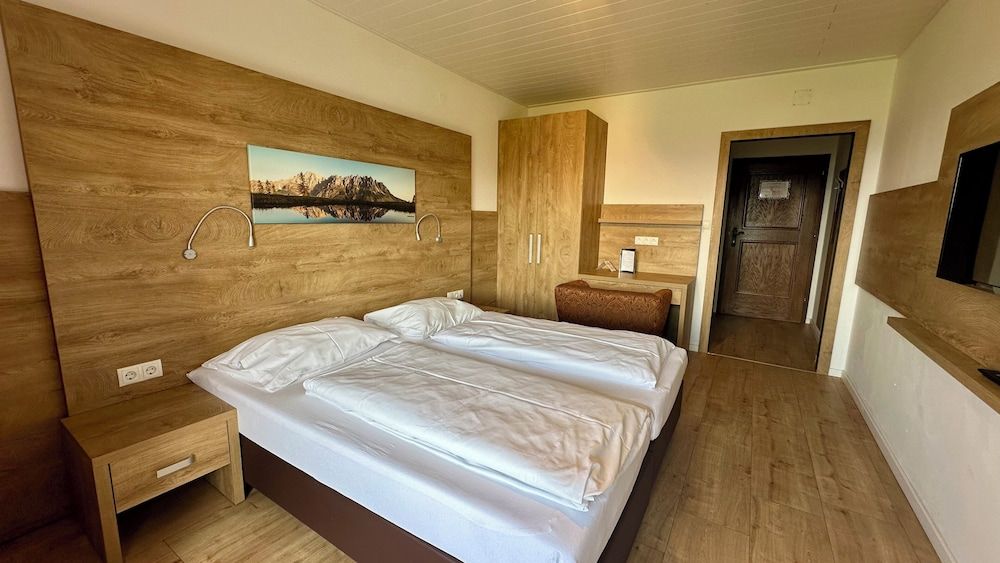Double Room, 1 King Bed, Balcony, City View