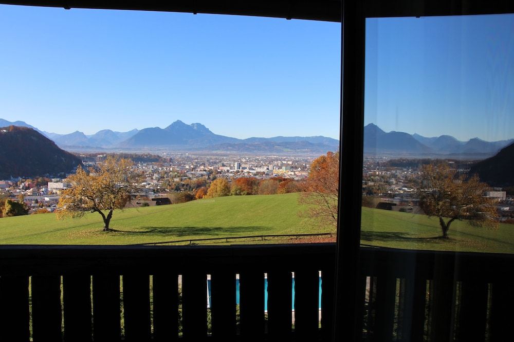 undefined Hotel Schöne Aussicht 6