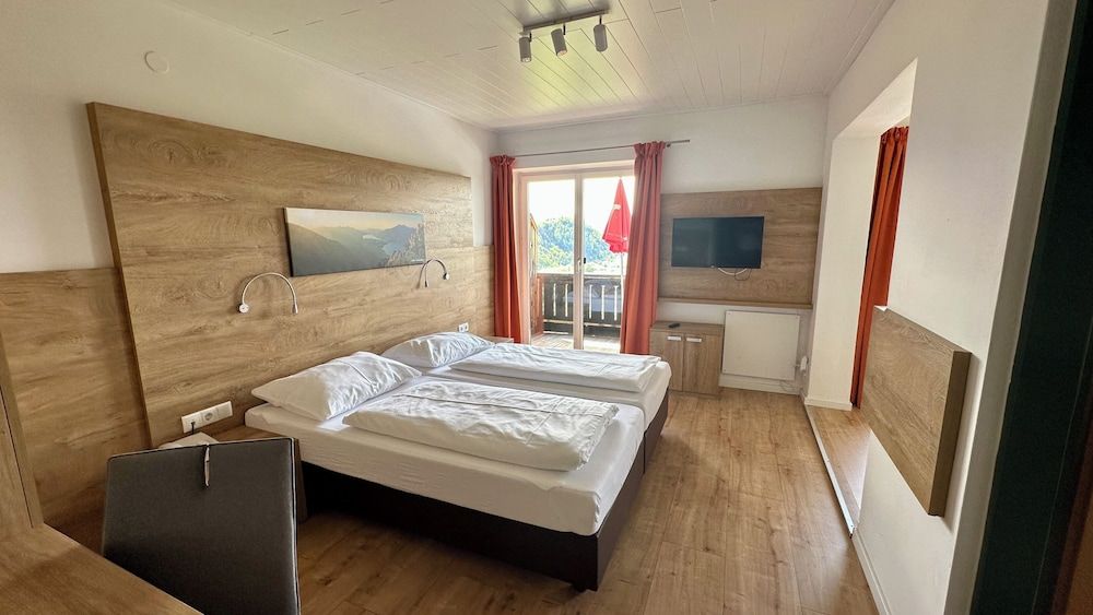 undefined Hotel Schöne Aussicht 3