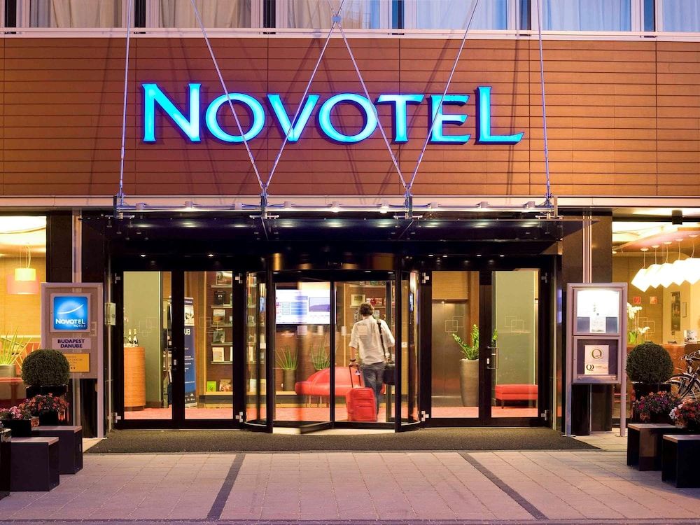 undefined Novotel Budapest Danube 2