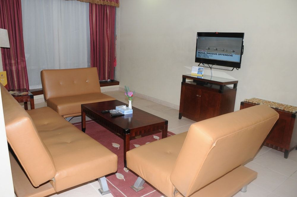 Continental Suite Farwaniya Deluxe Apartment, 2 Bedrooms 5