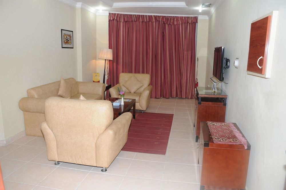 Continental Suite Farwaniya Deluxe Apartment, 2 Bedrooms 6