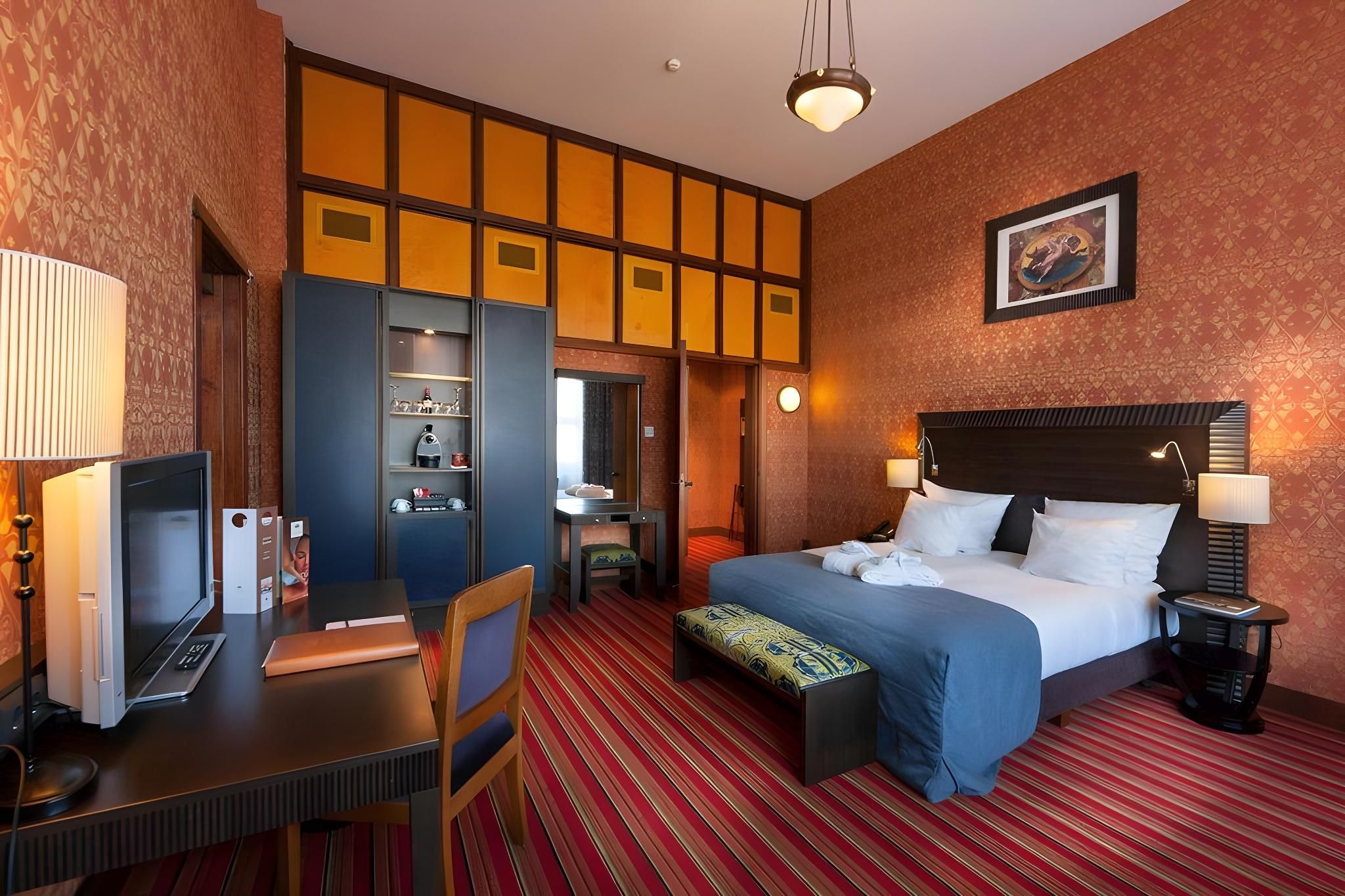King Suite