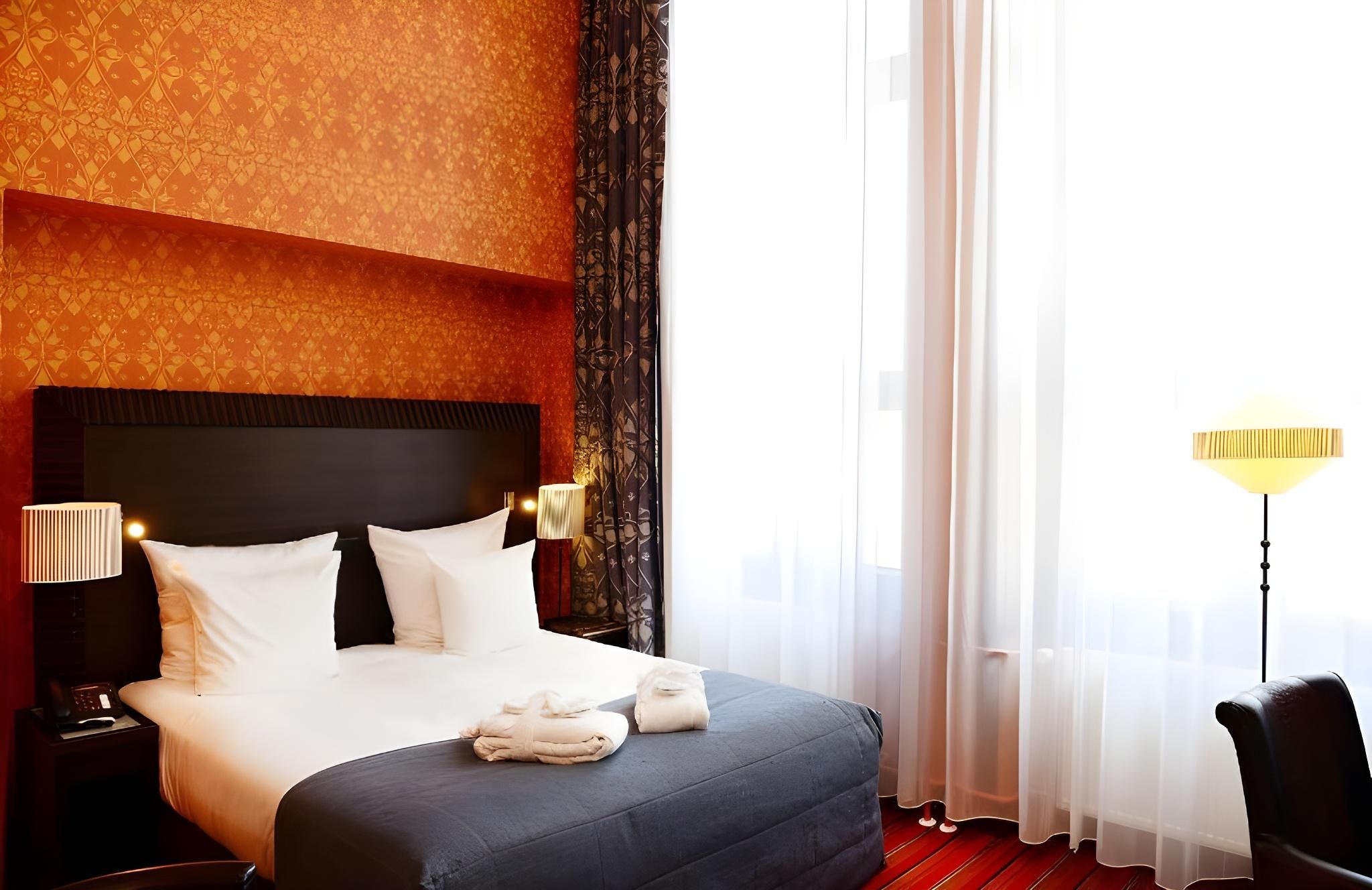 Grand Hotel Amrath Amsterdam Deluxe Room