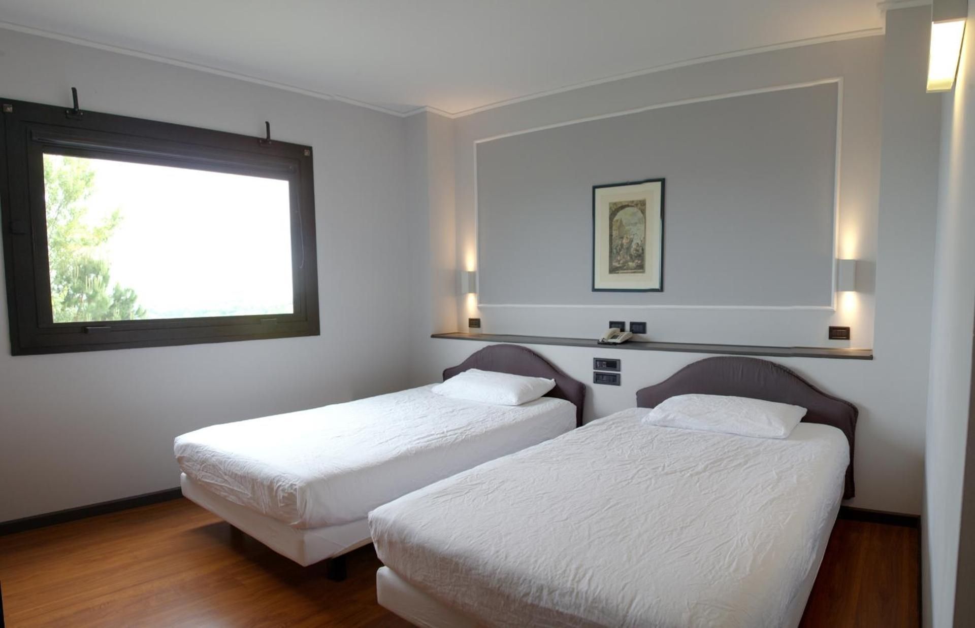 Comfort Twin Room