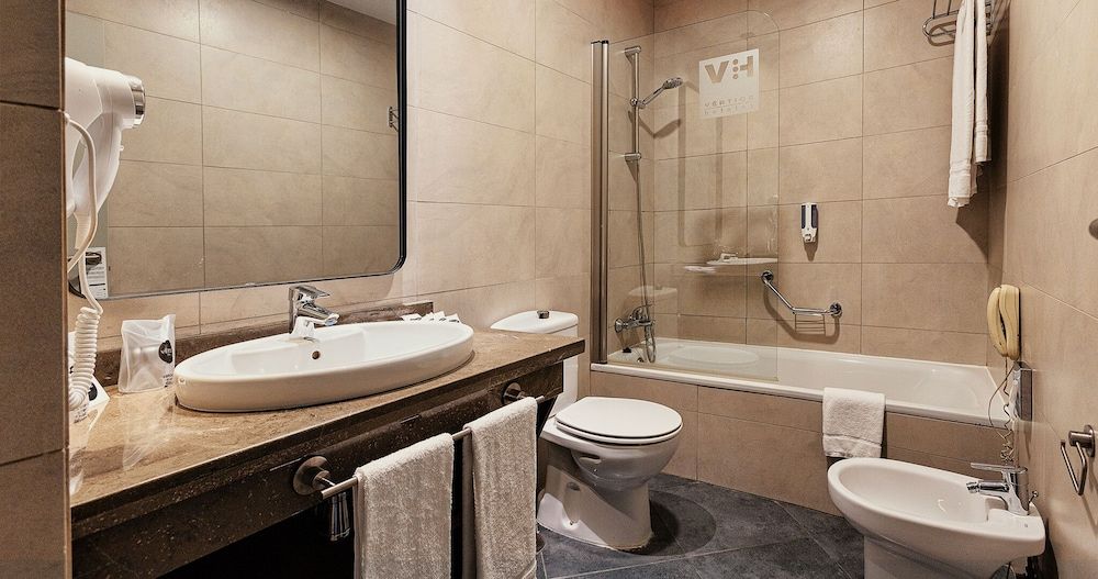 Hotel Vértice Aljarafe Junior Suite, 1 Double or 2 Twin Beds, Jetted Tub 7