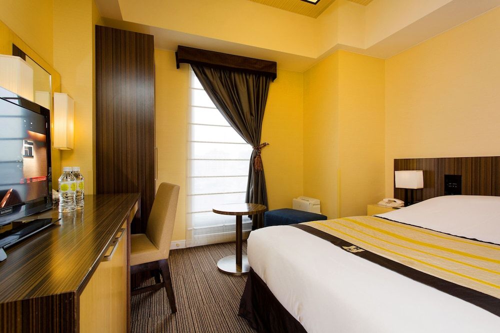 Semi Double Room, Non Smoking (17sqm, 120cm-Size Bed)