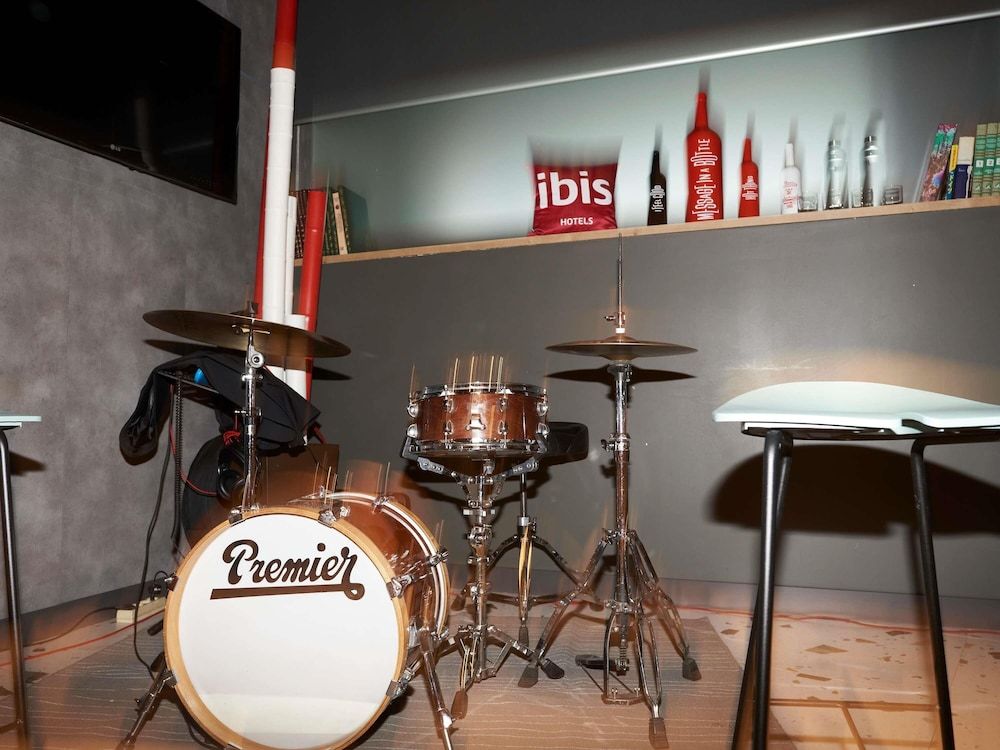 undefined ibis Madrid Aeropuerto Barajas 10