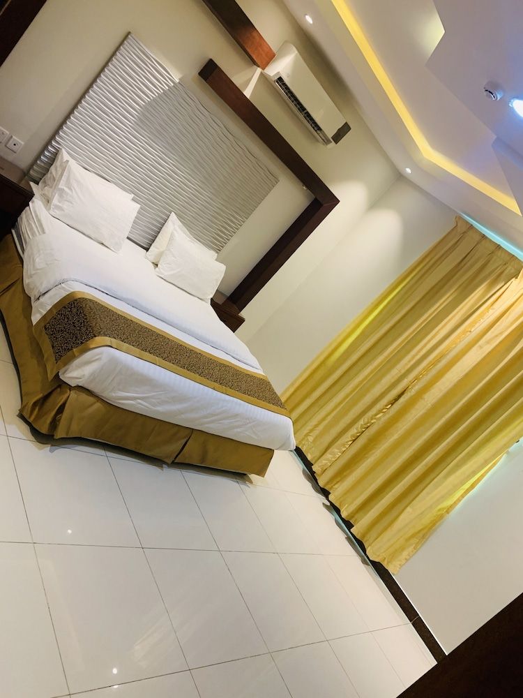 undefined Tooq Suites 9