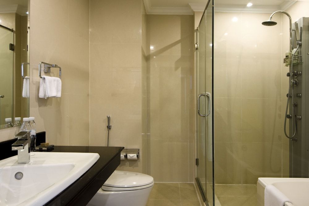 Taiming Hotel Classic Double Room, 1 Bedroom, Bathtub 6