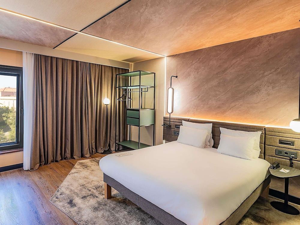 undefined Novotel Lisboa 4