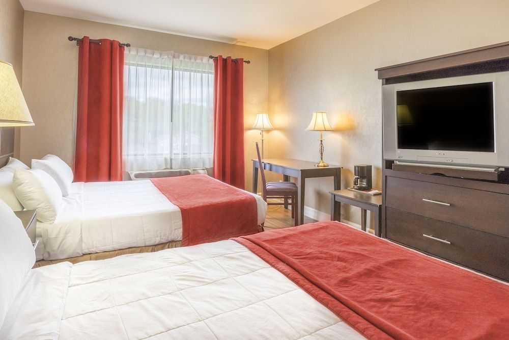 Ambassadeur Hotel Economy Room, 2 Queen Beds 2