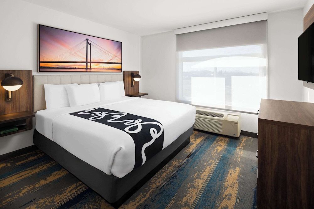 Suite, Multiple Beds, Non Smoking