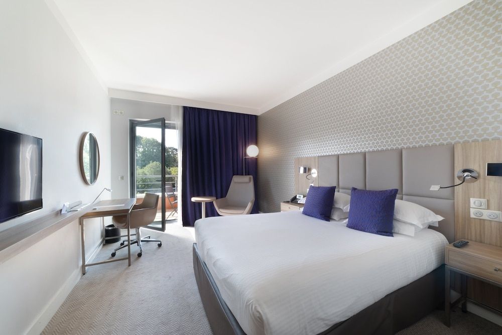 undefined Crowne Plaza Lyon - Cité Internationale by IHG 2
