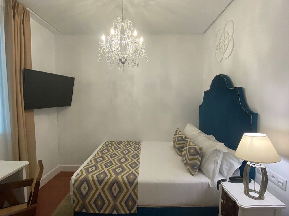 undefined Hotel Derby Sevilla 2