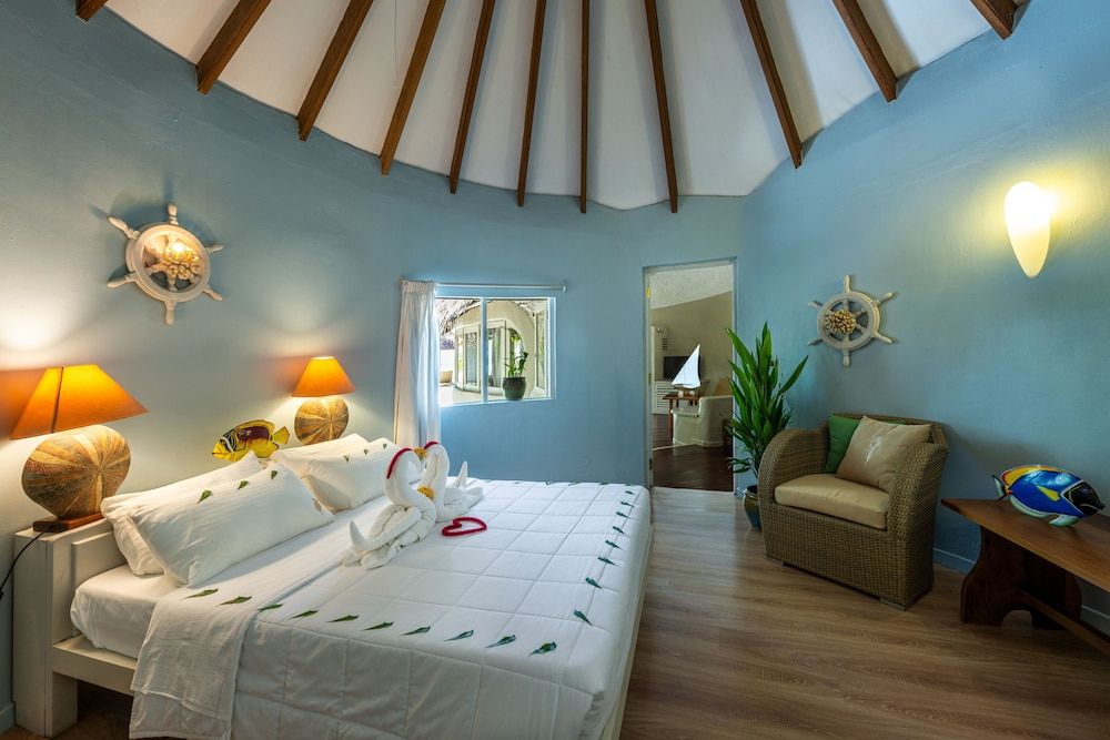 Deluxe Family Villa with Private Beach
