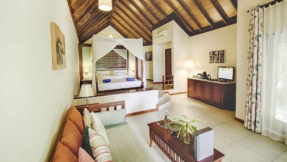 Classic Villa, Sea View (Beach)