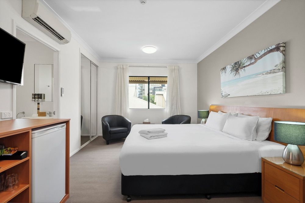 Park Regis Anchorage Standard Hotel Room 3