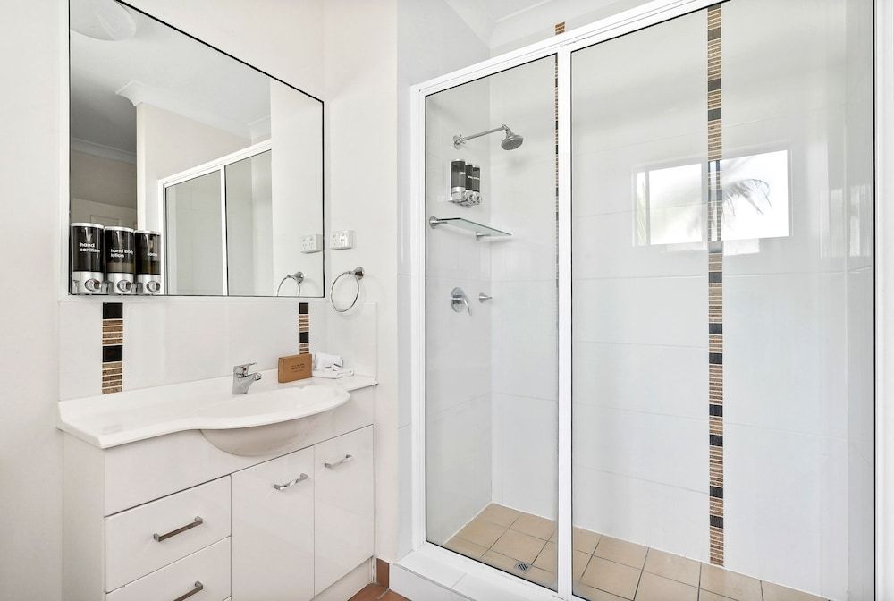 Park Regis Anchorage Two-Bedroom Townhouse 8