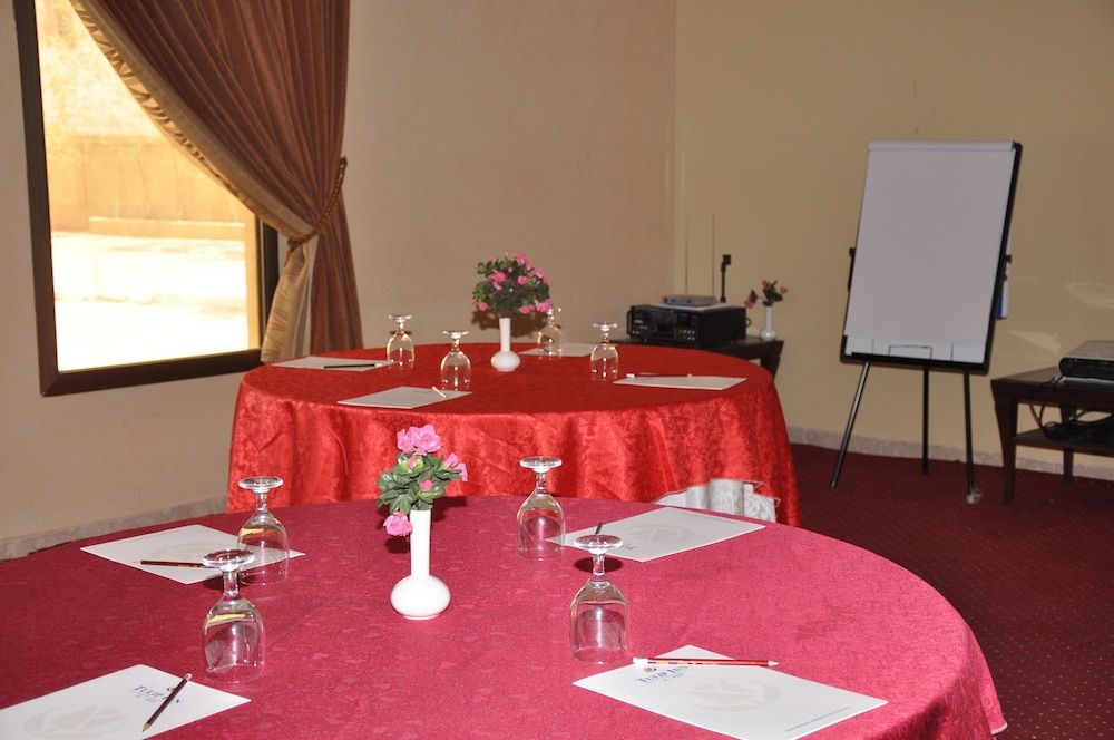 undefined Reef Al Malaz Hotel International 3