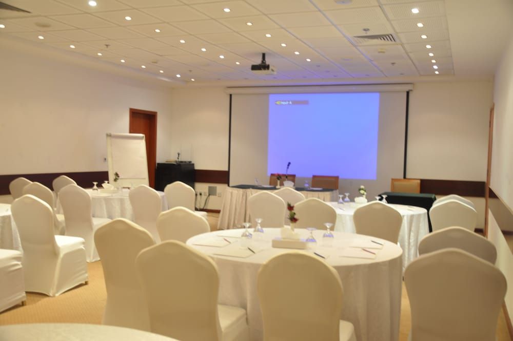 undefined Reef Al Malaz Hotel International 4