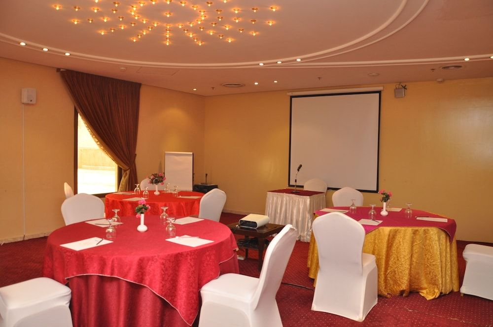 undefined Reef Al Malaz Hotel International 5