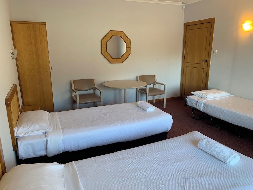 The Ascot Motel Family Room 2