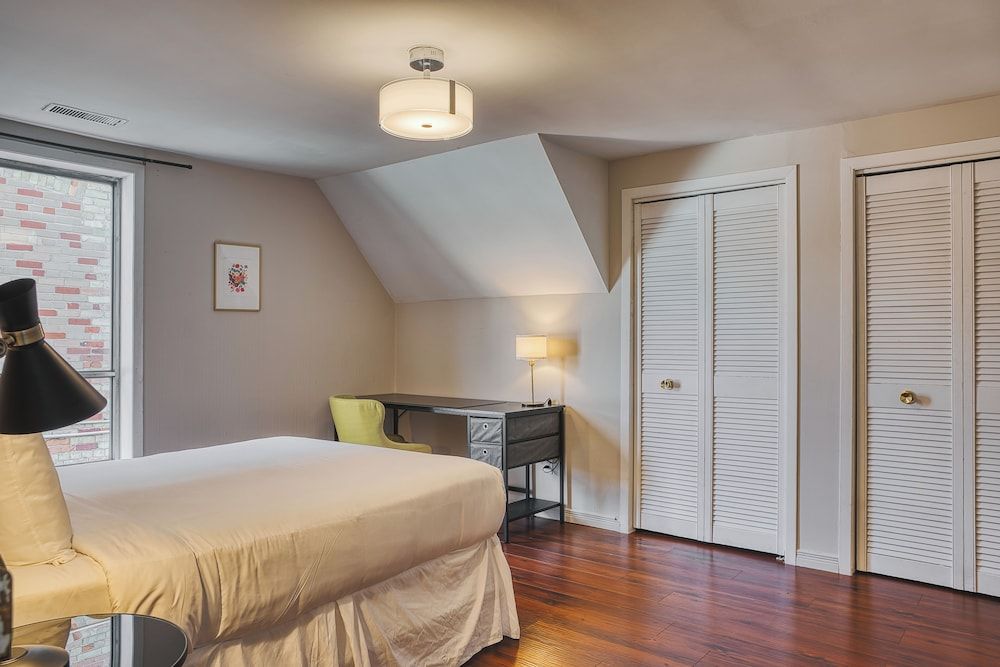 Signature Apartment