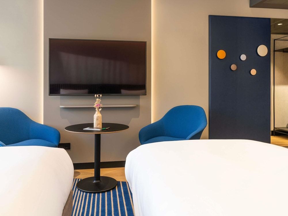 Hotel Pullman Madrid Airport & Feria Classic Room, 2 Twin Beds 7