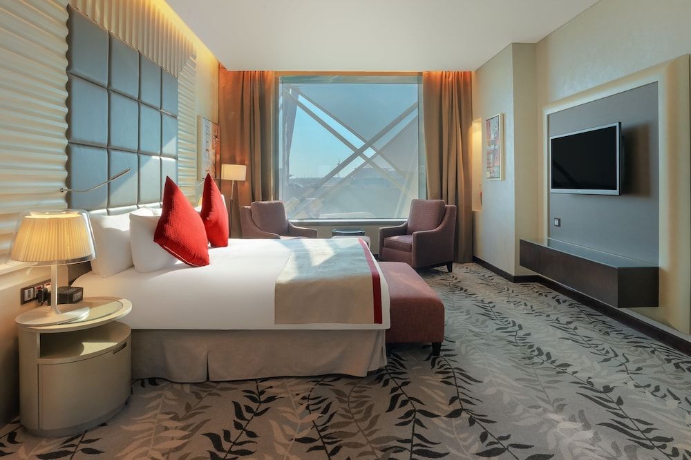 Suite, 1 Twin Bed (Crowne)