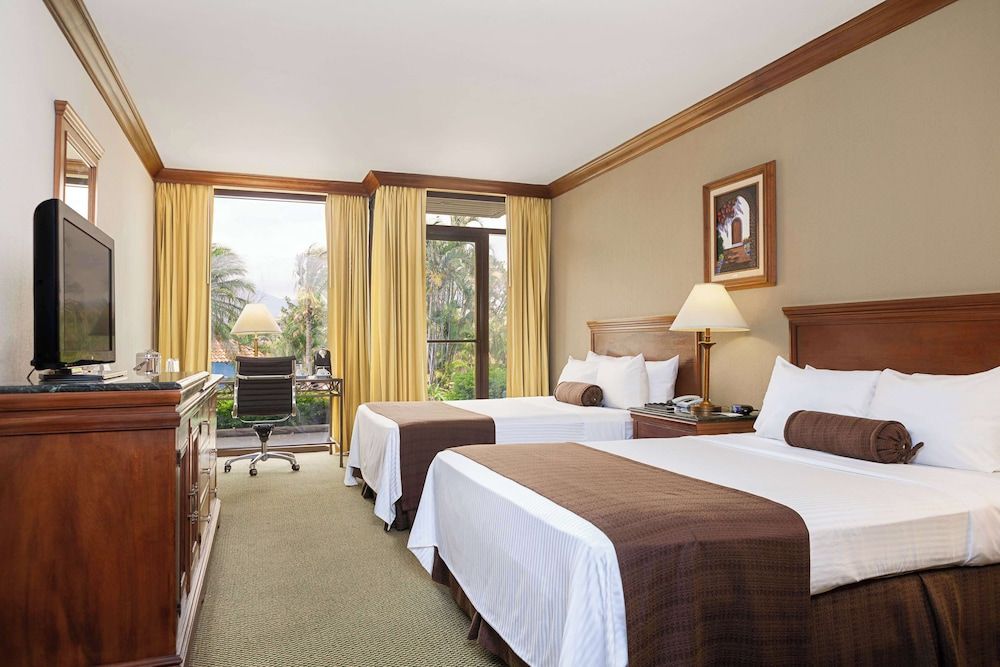 Junior Suite, 2 Queen Beds