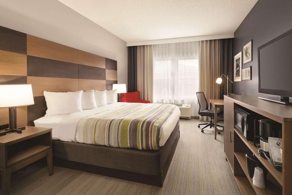 Room, 1 King Bed, Non Smoking