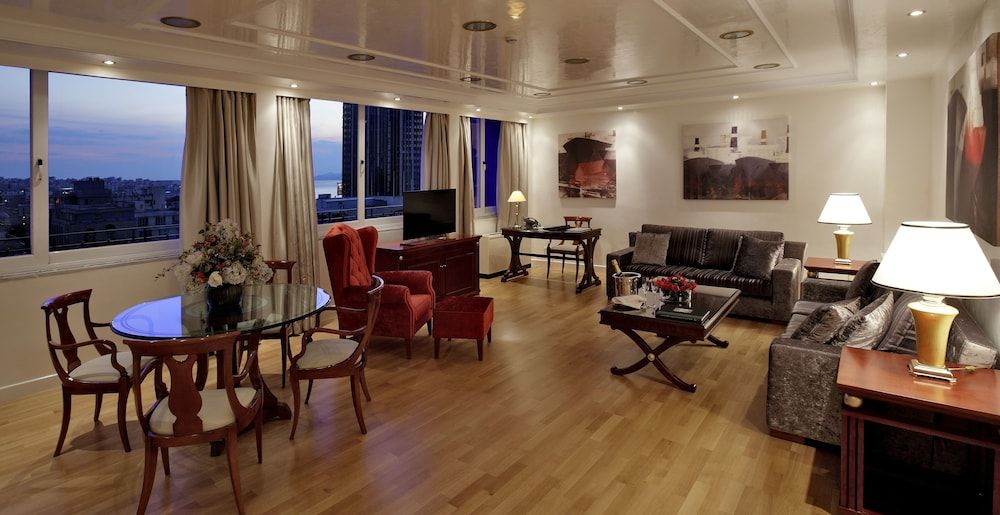 Piraeus Theoxenia Hotel