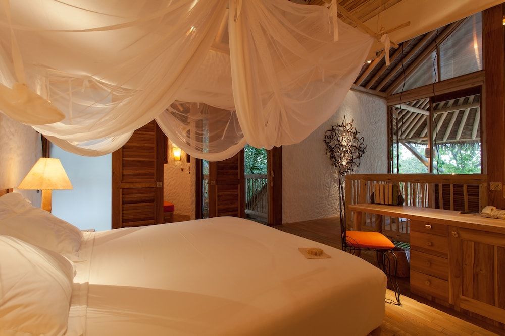 Soneva Fushi Crusoe Suite with Pool 2