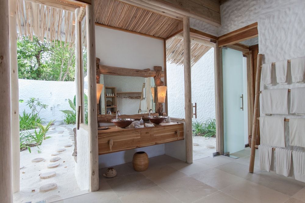 Soneva Fushi Crusoe Suite with Pool 5