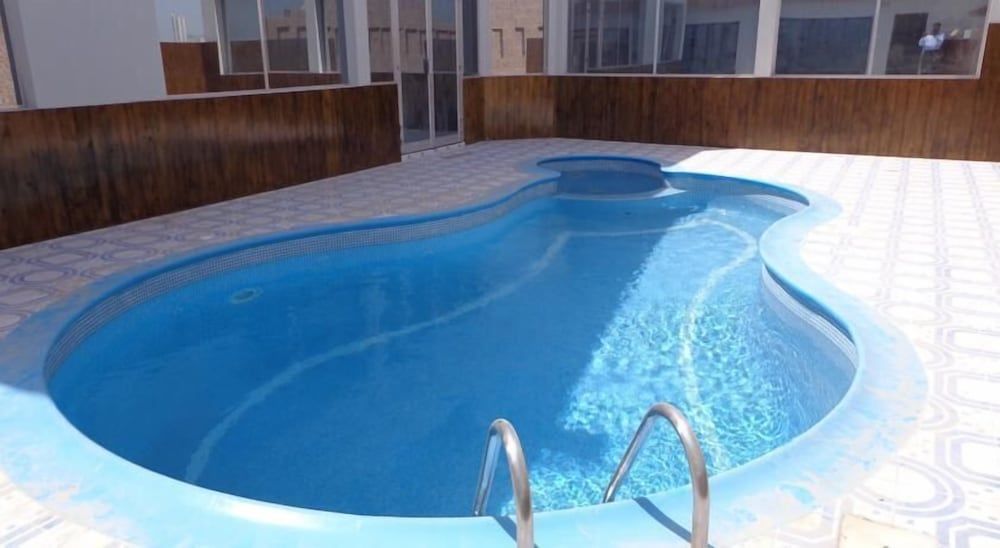 undefined Bahrain Carlton Hotel 2