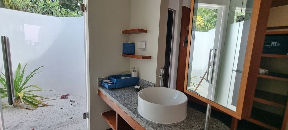 Centara Ras Fushi Resort & Spa Maldives Lagoon View Beach Villa King 17