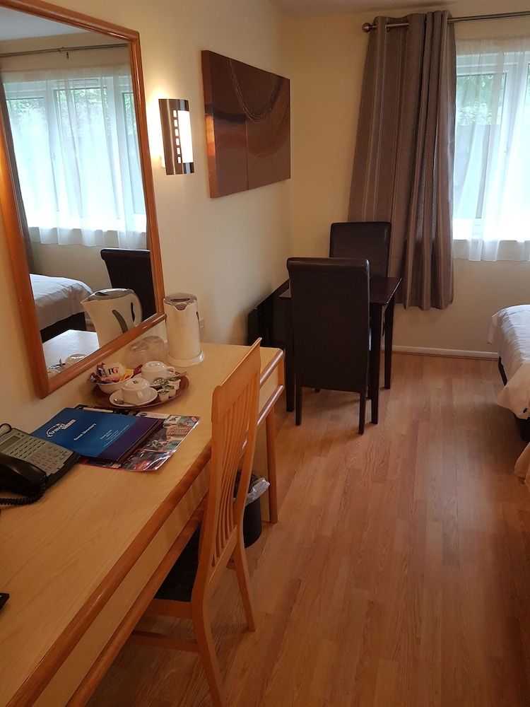 Travel Plaza Hotel Standard Twin Room