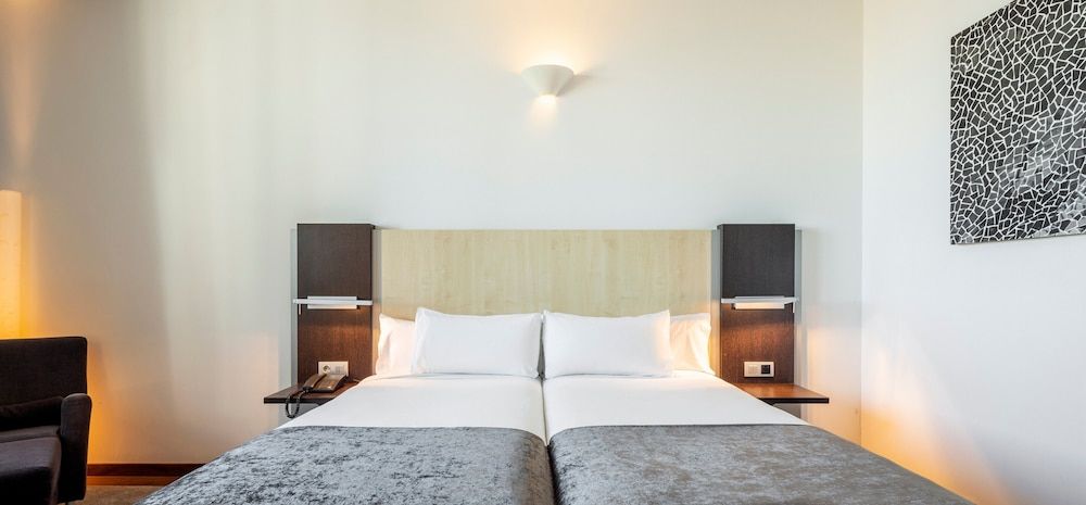 Hotel ILUNION Aqua 4 Double Room 3