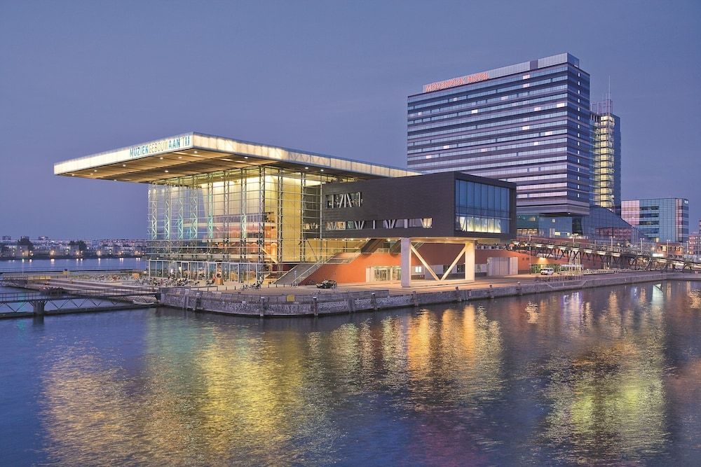 undefined Mövenpick Hotel Amsterdam City Centre 4