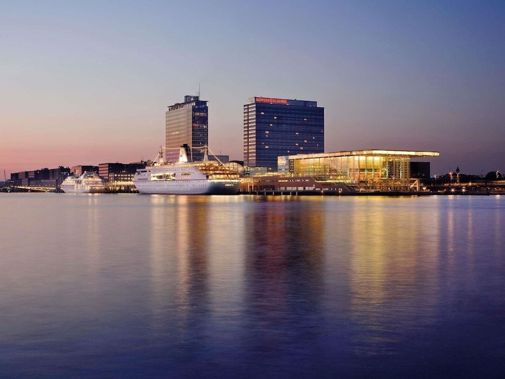 undefined Mövenpick Hotel Amsterdam City Centre