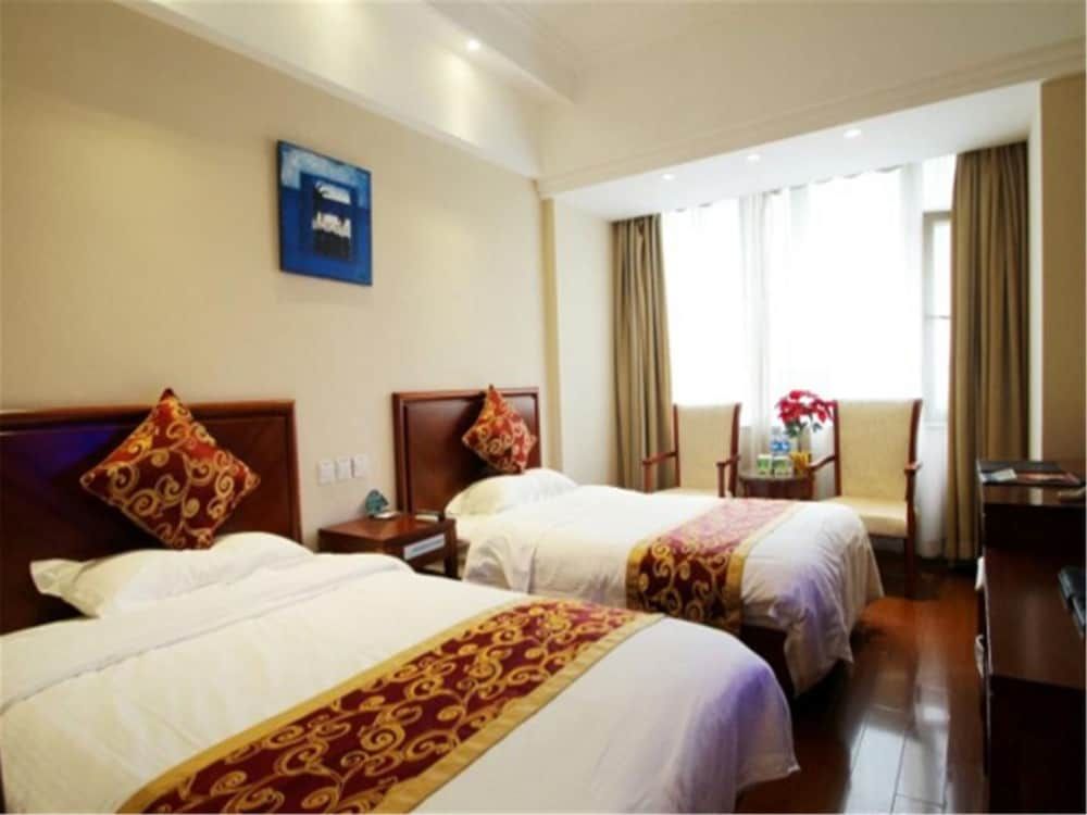 GreenTree Inn ShangHai JingAn XinZha Road Business Hotel Deluxe Twin Room 7