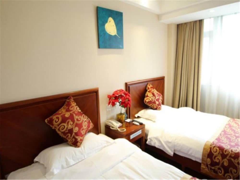 GreenTree Inn ShangHai JingAn XinZha Road Business Hotel Deluxe Twin Room 5