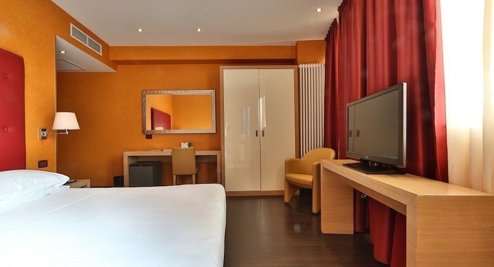 Best Western Hotel Piemontese Classic Room, 1 Queen Bed 6