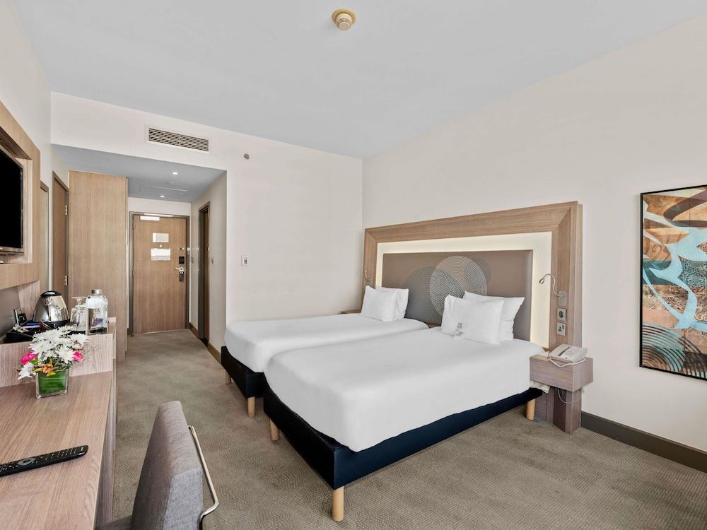 Novotel World Trade Centre Superior Room, 2 Twin Beds 4