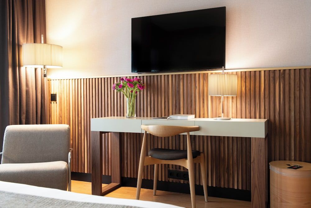 Hotel Villa Emilia Twin Room, 2 Twin Beds 6