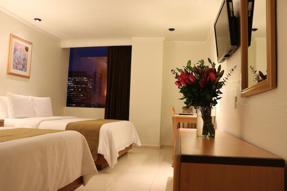 Hotel PF Standard Room - 2 Double Beds 26