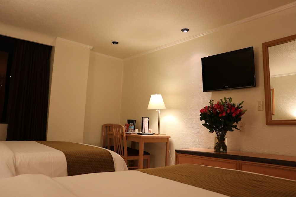 Hotel PF Standard Room - 2 Double Beds 27